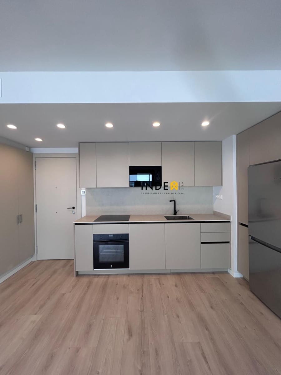 Piso de 2 habitaciones en Sant Pere de Ribes en alquiler con piscina garaje - 1.800 € (Ref: 9673881)