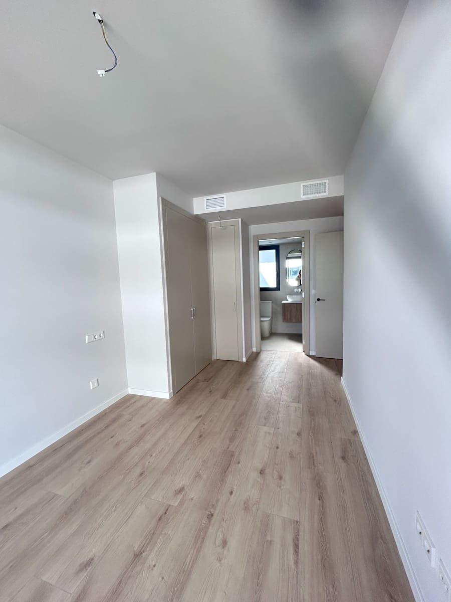 2 bedroom Flat for rent in Sant Pere de Ribes with pool garage - € 1,800 (Ref: 9721370)