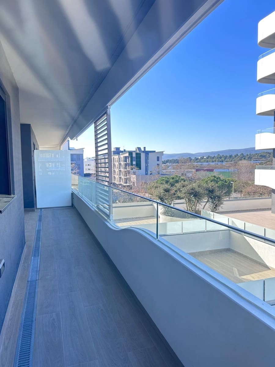 2 bedroom Flat for rent in Sant Pere de Ribes with pool garage - € 1,800 (Ref: 9731714)