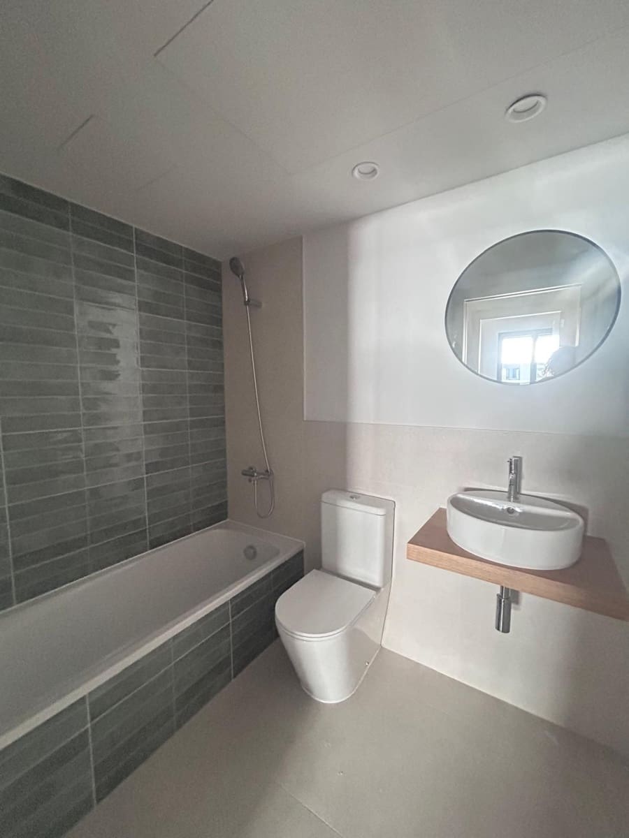 2 bedroom Flat for rent in Sant Pere de Ribes with pool garage - € 1,800 (Ref: 9731714)