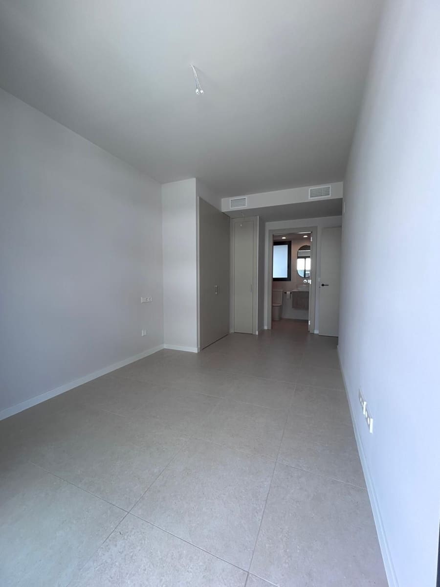 2 bedroom Flat for rent in Sant Pere de Ribes with pool garage - € 1,800 (Ref: 9731714)