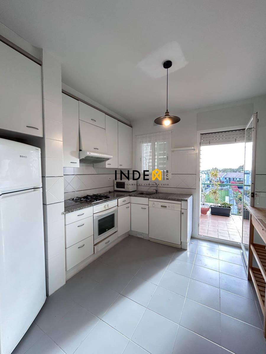 2 soveværelse Lejlighed til leje i Sitges med swimmingpool garage - € 1.390 (Ref: 9735239)