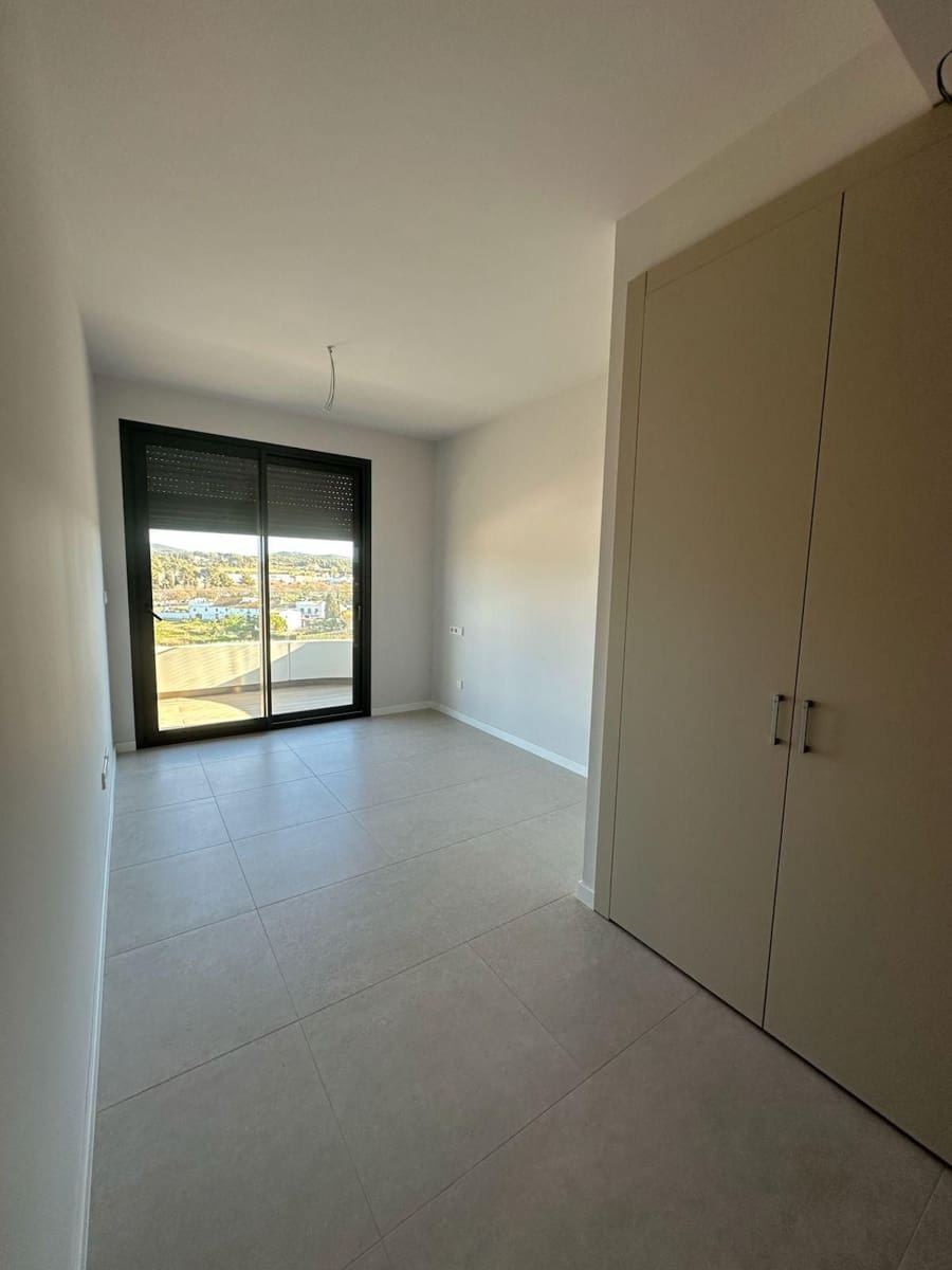 2 bedroom Flat for rent in Sant Pere de Ribes with pool garage - € 1,800 (Ref: 9735240)