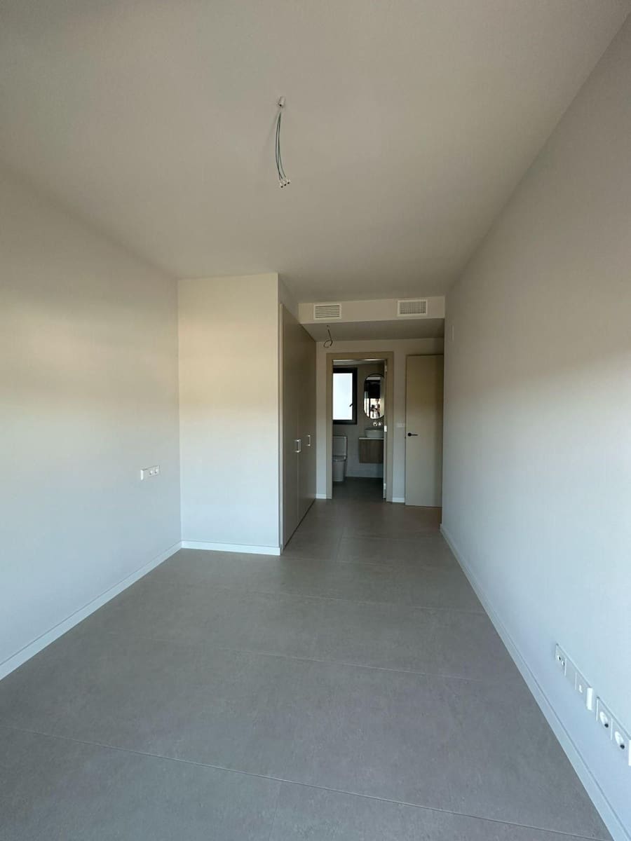 2 bedroom Flat for rent in Sant Pere de Ribes with pool garage - € 1,800 (Ref: 9735240)