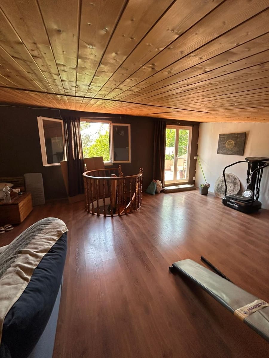 3 bedroom Villa for sale in Olivella - € 299,000 (Ref: 9777703)