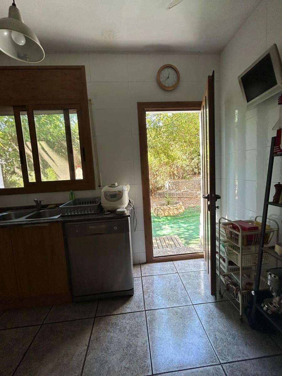 3 bedroom Villa for sale in Olivella - € 299,000 (Ref: 9777703)