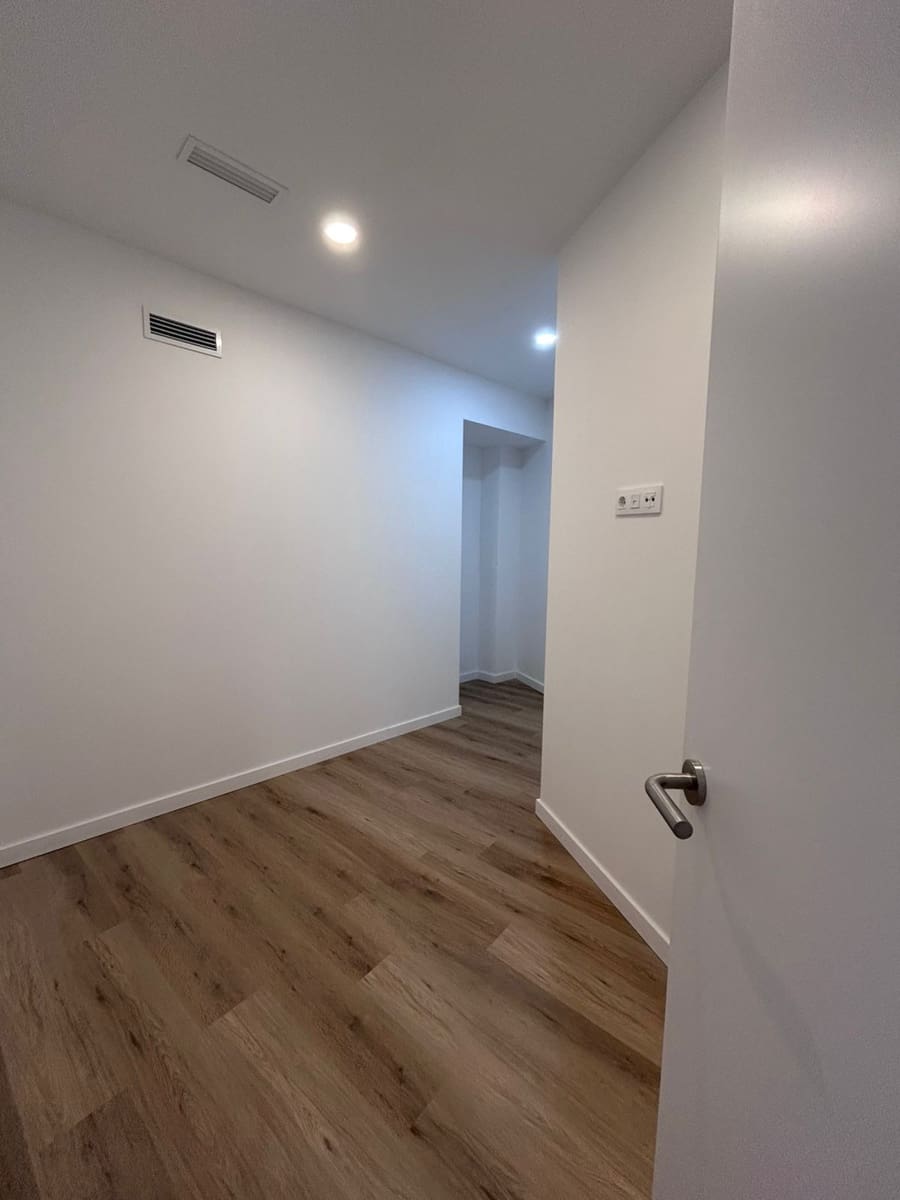 3 slaapkamer Flat te koop in Vilanova i la Geltru - € 280.000 (Ref: 9788033)