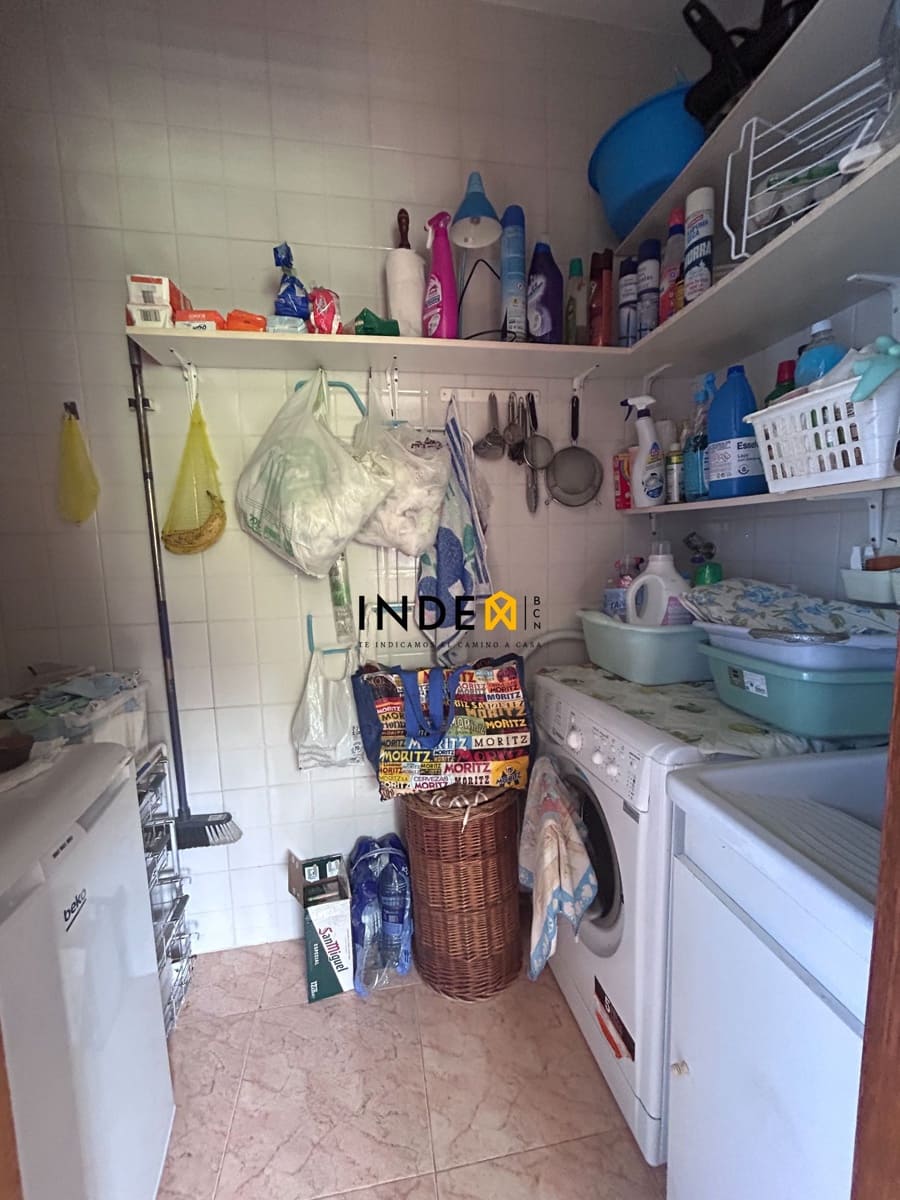 3 makuuhuone Huvila myytävänä paikassa Sitges mukana 
autotalli - 685 000 € (Ref: 9806178)