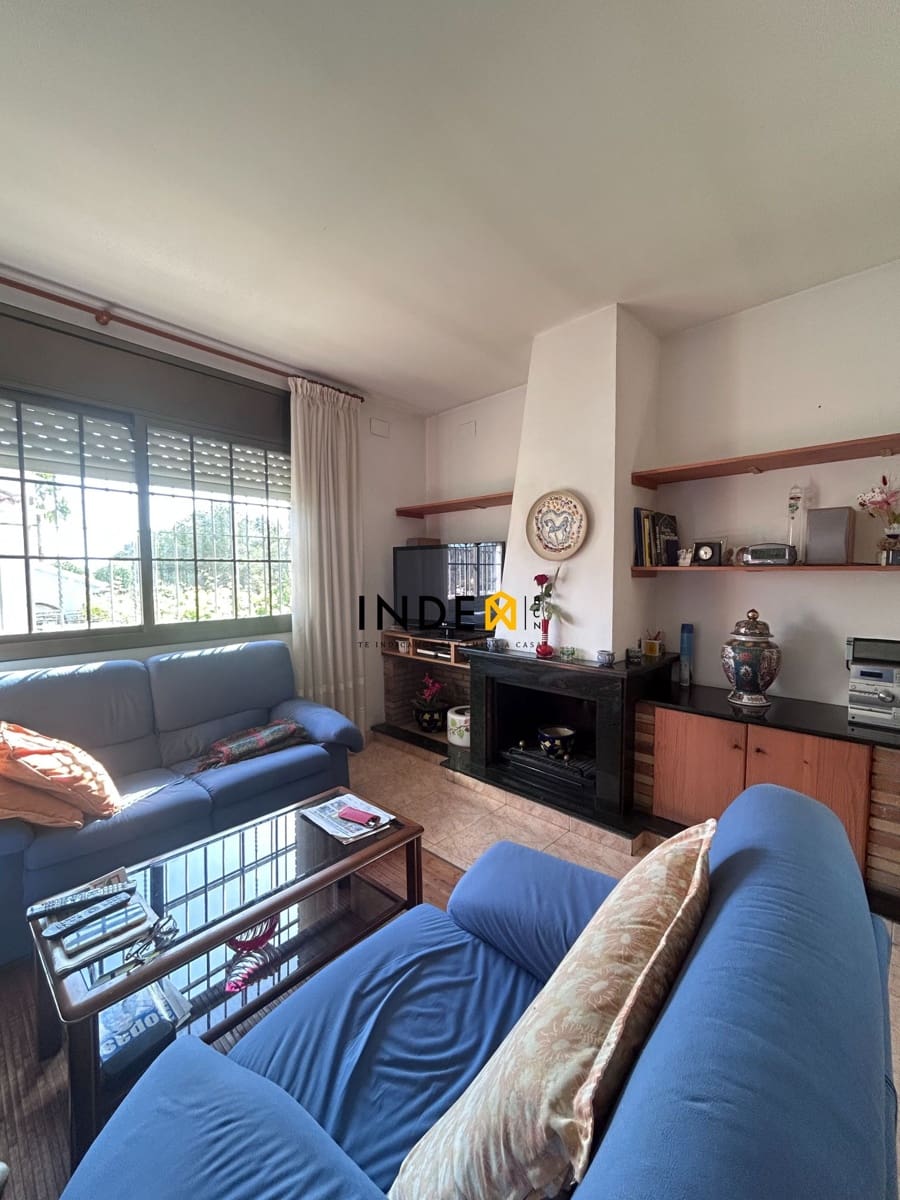 3 makuuhuone Huvila myytävänä paikassa Sitges mukana 
autotalli - 685 000 € (Ref: 9806178)