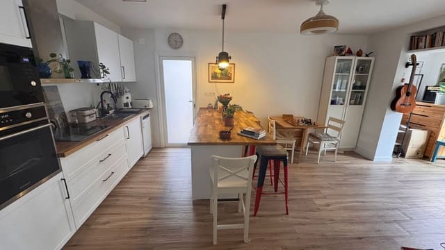 2 slaapkamer Flat te koop in Sant Pere de Ribes - € 340.000 (Ref: 9849069)