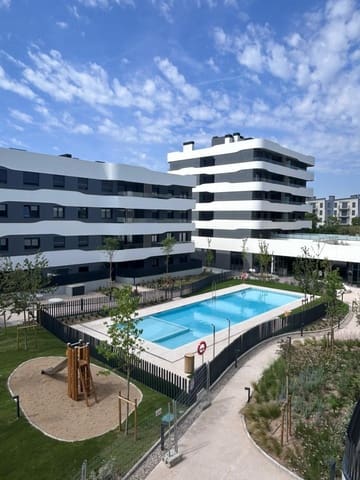 Piso de 2 habitaciones en Sant Pere de Ribes en alquiler con piscina garaje - 2.200 € (Ref: 9851640)