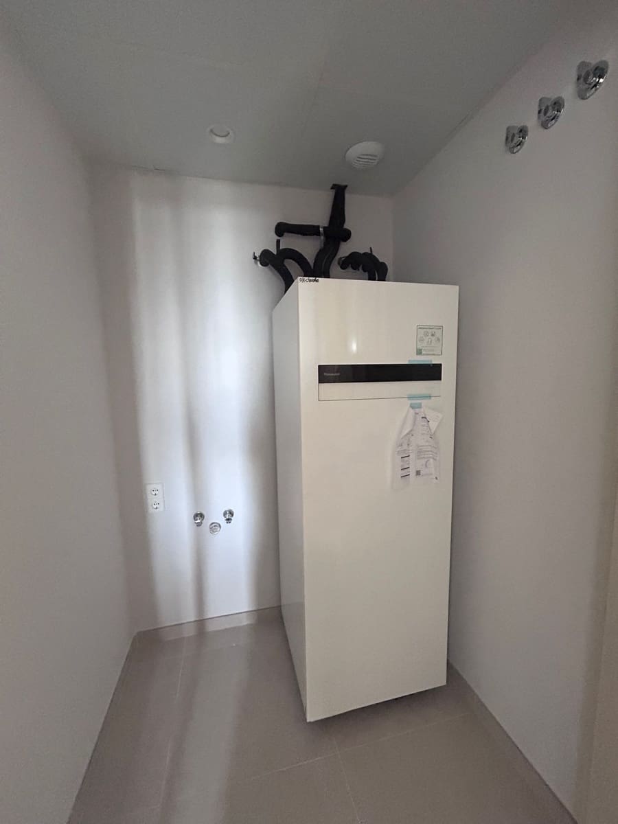 2 bedroom Flat for rent in Sant Pere de Ribes with pool garage - € 2,200 (Ref: 9851640)