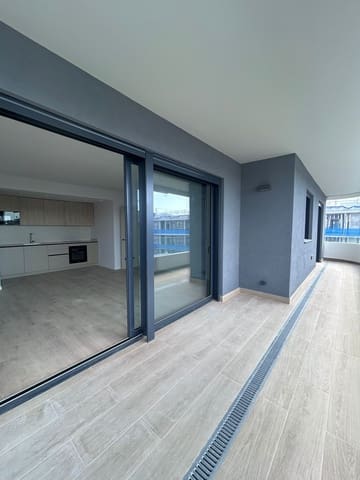 Piso de 2 habitaciones en Sant Pere de Ribes en alquiler con piscina garaje - 2.200 € (Ref: 9851640)