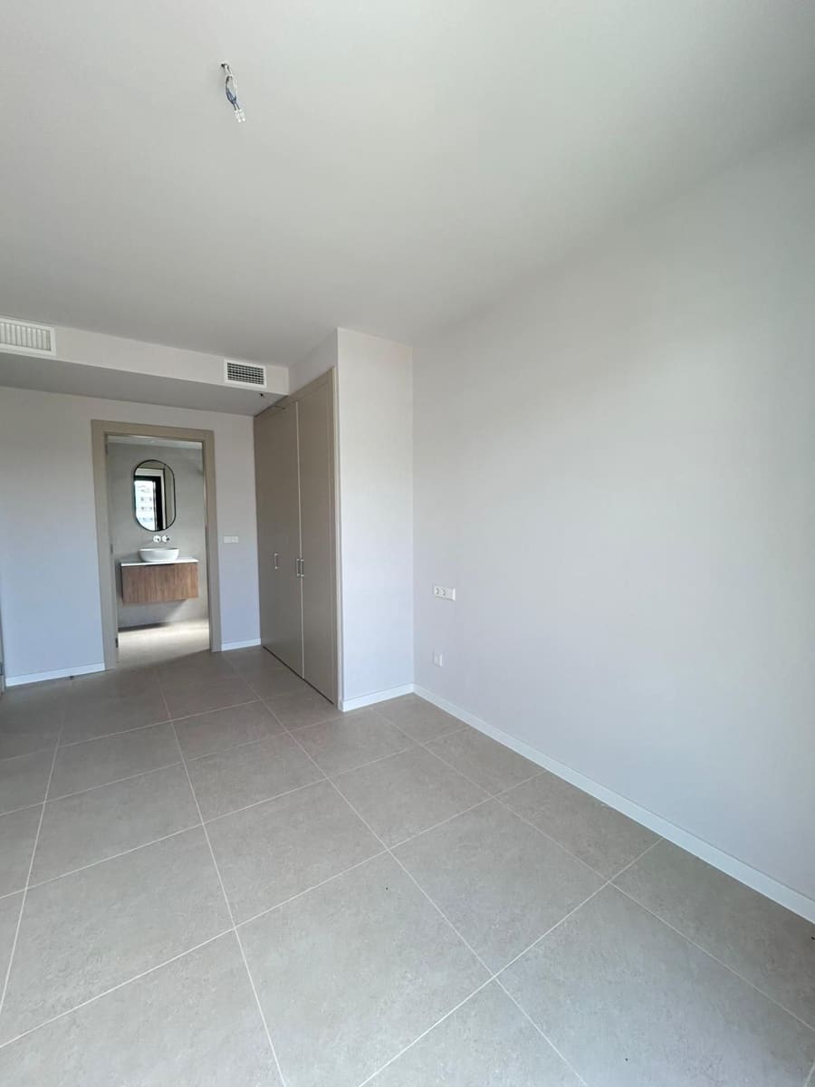 2 bedroom Flat for rent in Sant Pere de Ribes with pool garage - € 1,900 (Ref: 9851641)
