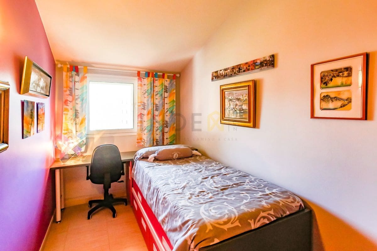 4 soverom Penthouse til salgs i Sitges med svømmebasseng garasje - € 895 000 (Ref: 9868268)