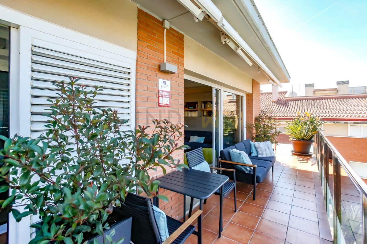 4 soverom Penthouse til salgs i Sitges med svømmebasseng garasje - € 895 000 (Ref: 9868268)