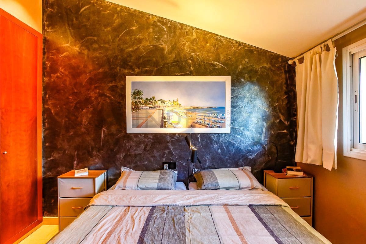 4 soverom Penthouse til salgs i Sitges med svømmebasseng garasje - € 895 000 (Ref: 9868268)