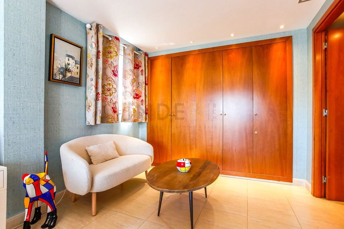 4 soverom Penthouse til salgs i Sitges med svømmebasseng garasje - € 895 000 (Ref: 9868268)