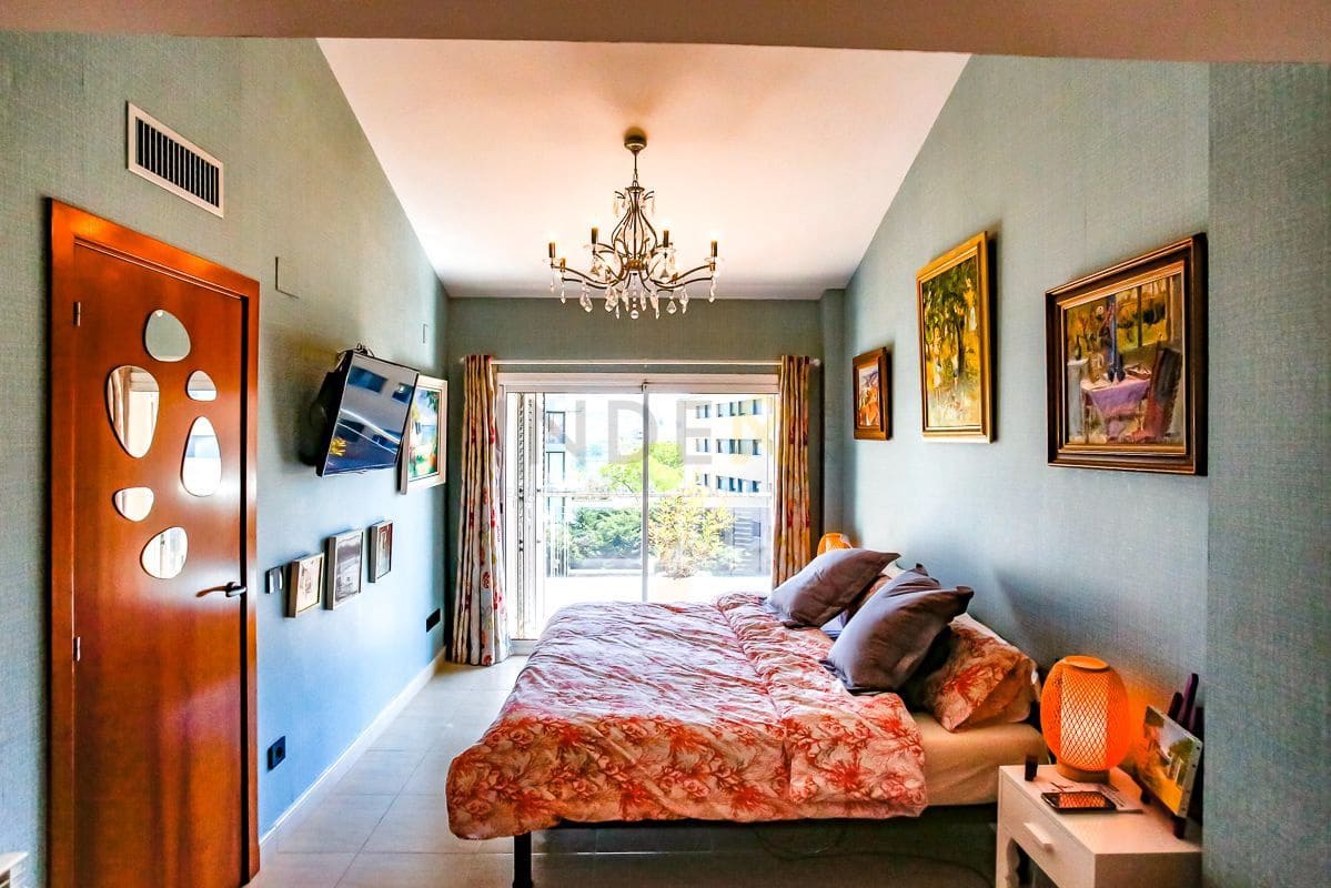 4 soverom Penthouse til salgs i Sitges med svømmebasseng garasje - € 895 000 (Ref: 9868268)