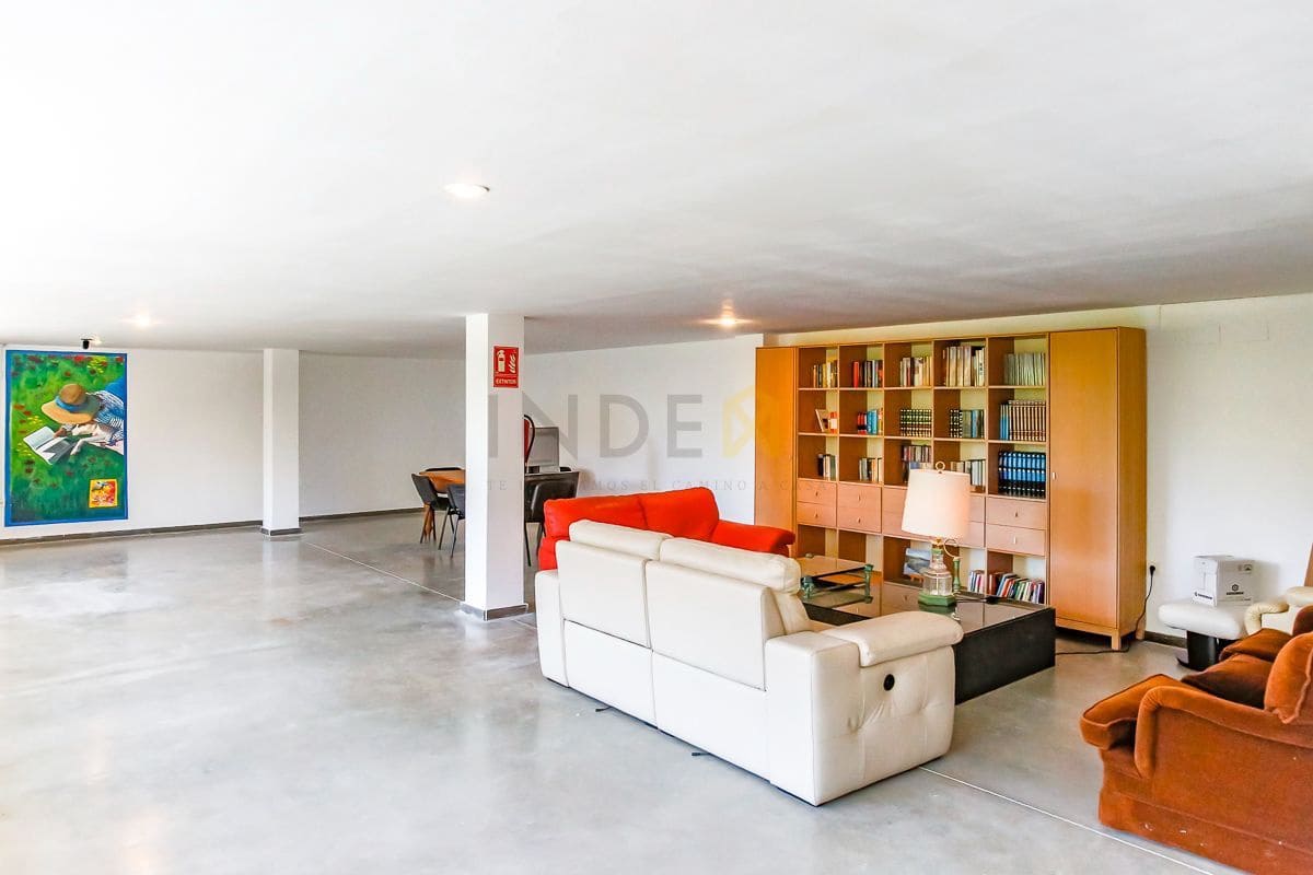4 soverom Penthouse til salgs i Sitges med svømmebasseng garasje - € 895 000 (Ref: 9868268)