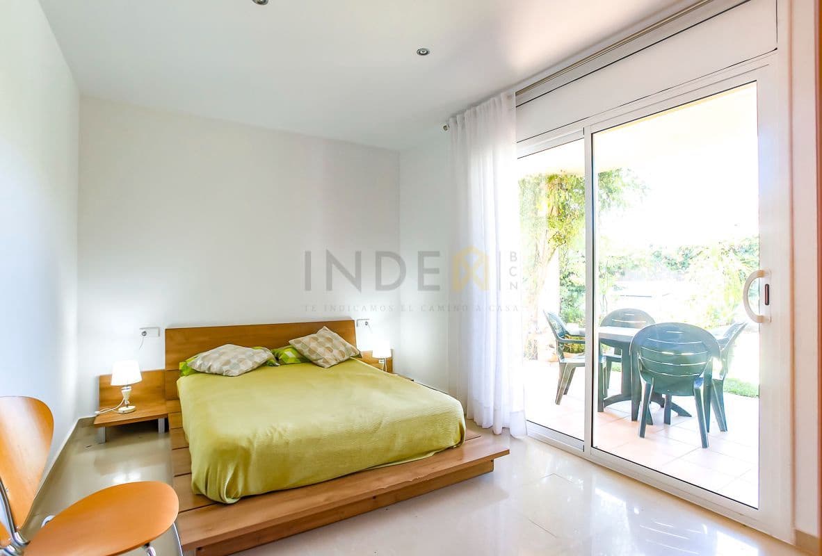 4 bedroom Villa for sale in Cubelles with pool garage - € 1,100,000 (Ref: 9880638)