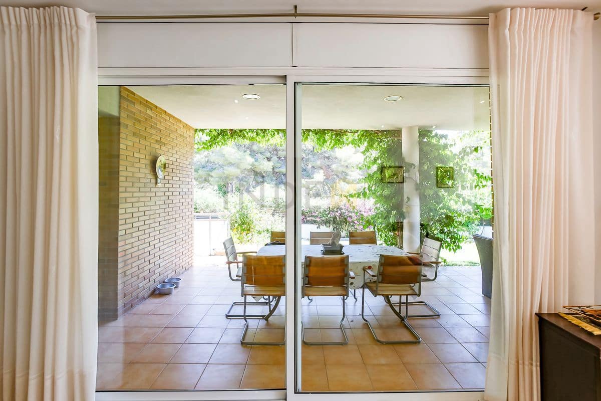 4 bedroom Villa for sale in Cubelles with pool garage - € 1,100,000 (Ref: 9880638)