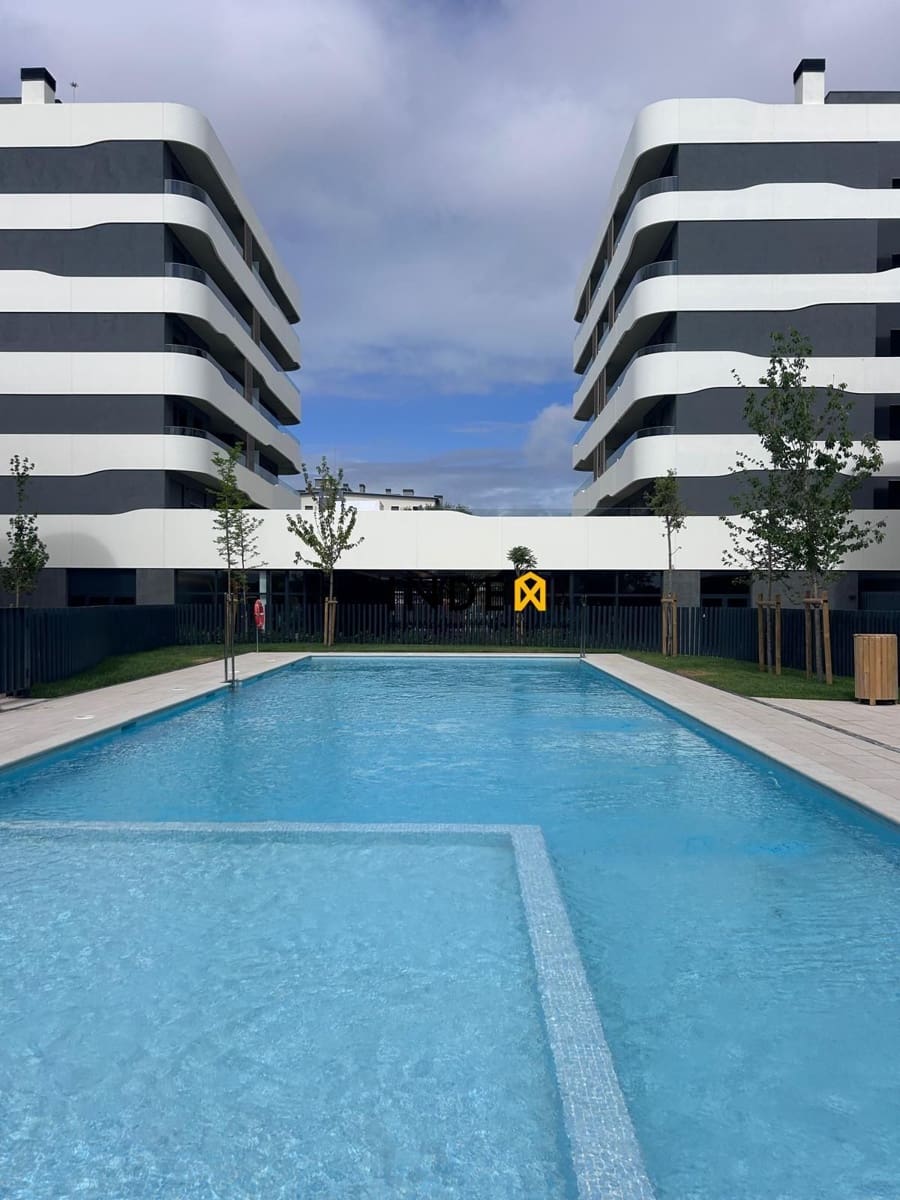 3 makuuhuone Kattohuoneisto vuokrattavana paikassa Sant Pere de Ribes mukana uima-altaan 
autotalli - 2 300 € (Ref: 9884140)
