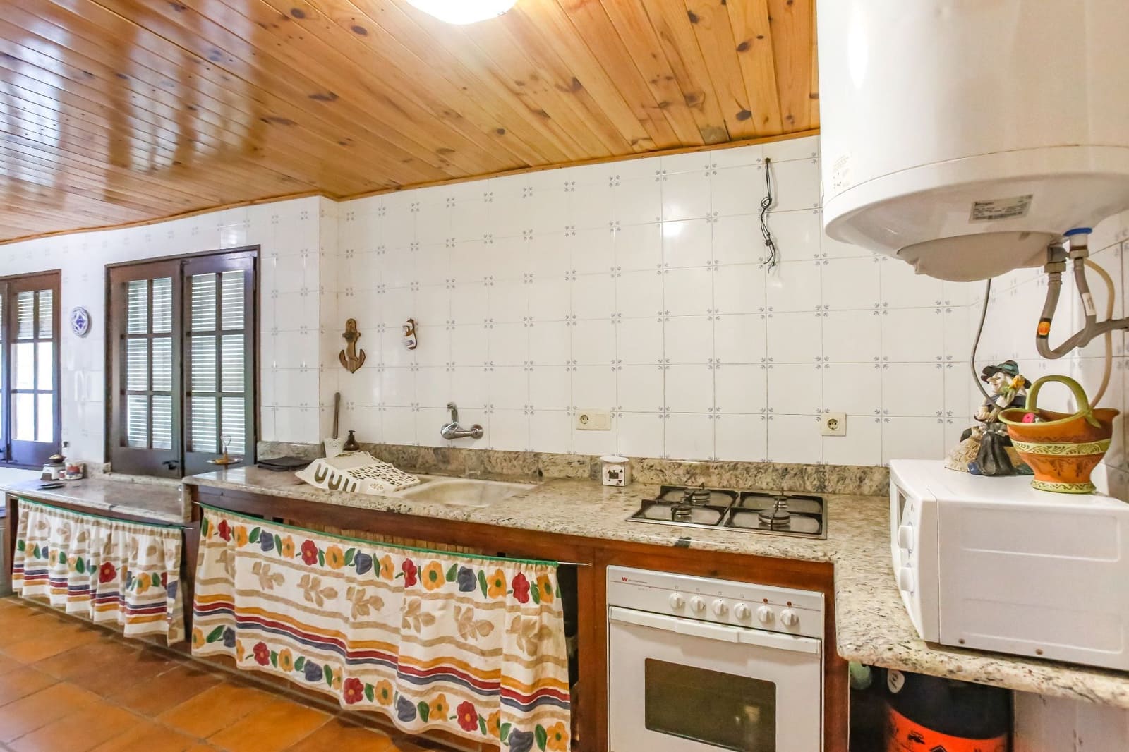 6 bedroom Finca/Country House for sale in Sant Vicenc de Castellet with pool garage - € 832,000 (Ref: 9915292)