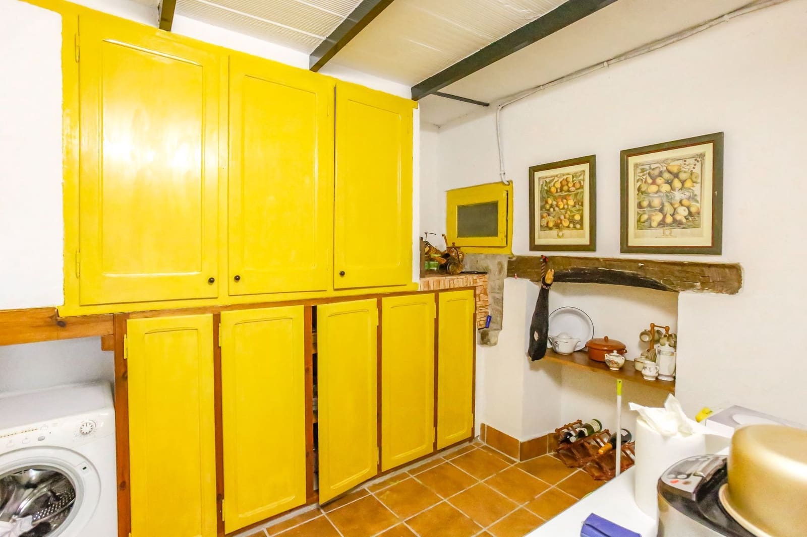 6 bedroom Finca/Country House for sale in Sant Vicenc de Castellet with pool garage - € 832,000 (Ref: 9915292)