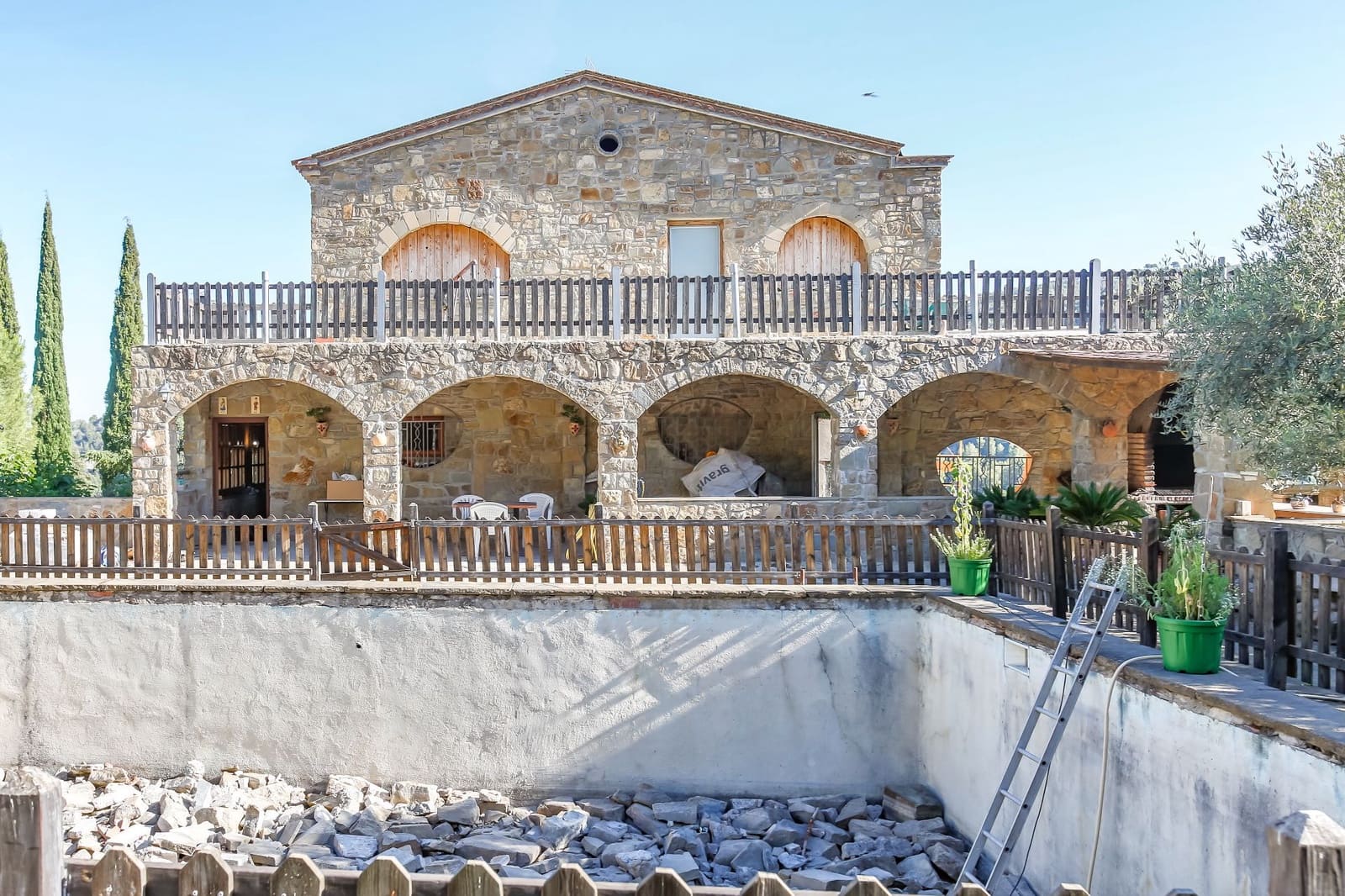 6 bedroom Finca/Country House for sale in Sant Vicenc de Castellet with pool garage - € 832,000 (Ref: 9915292)