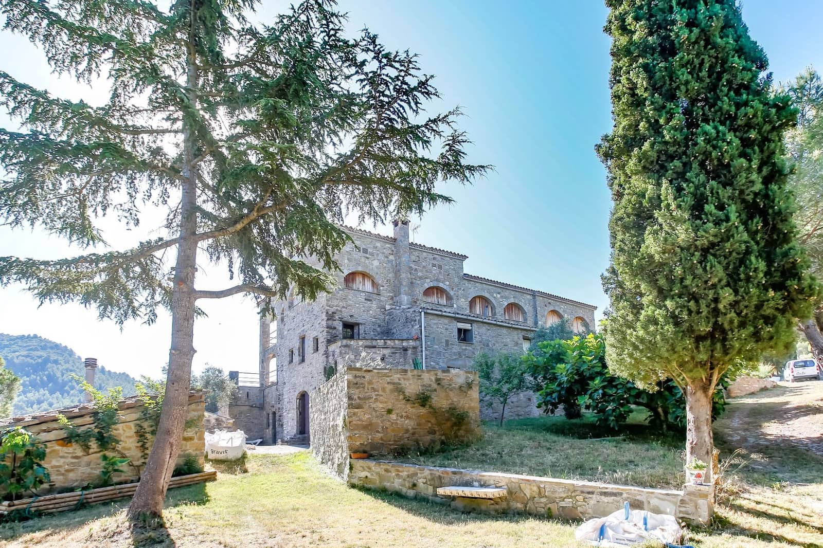 6 bedroom Finca/Country House for sale in Sant Vicenc de Castellet with pool garage - € 832,000 (Ref: 9915292)