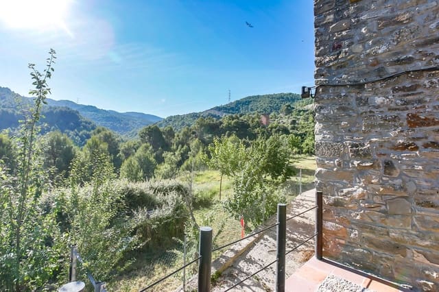 Finca/Casa Rural de 6 habitaciones en Sant Vicenç de Castellet en venta con piscina garaje - 832.000 € (Ref: 9915292)