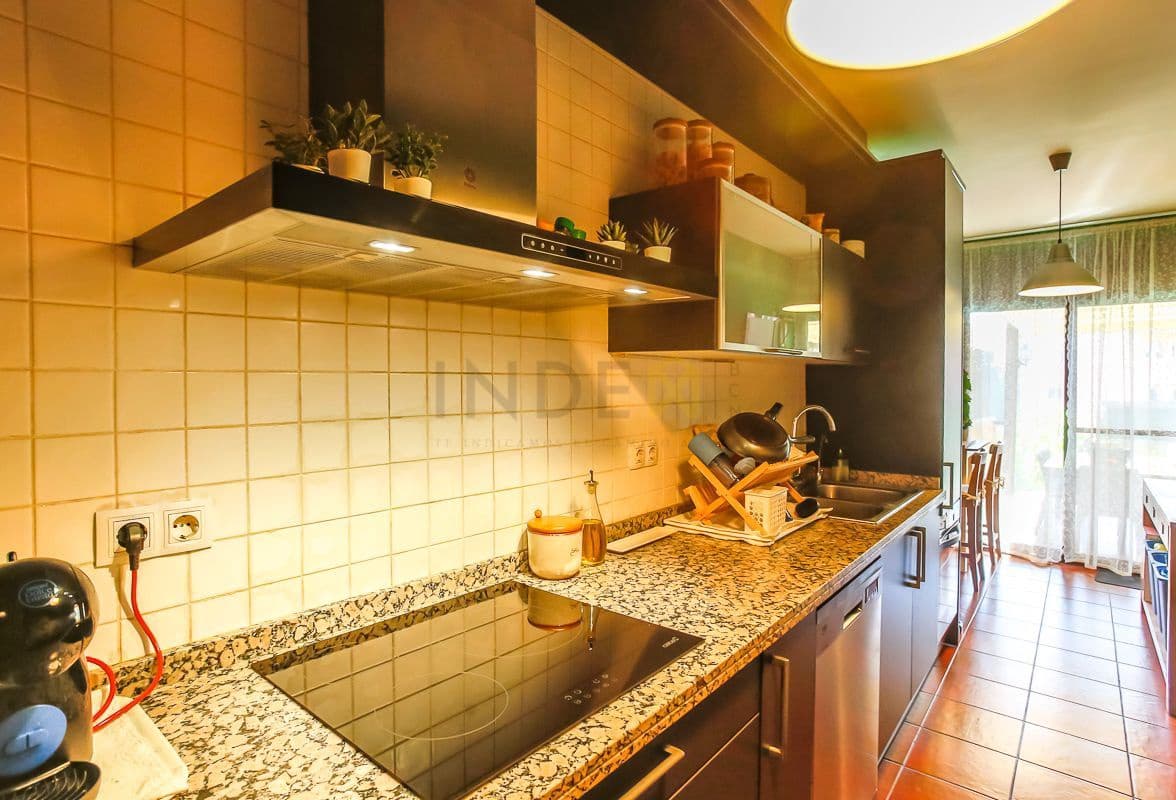 4 bedroom Villa for sale in Olivella with garage - € 360,000 (Ref: 9928842)