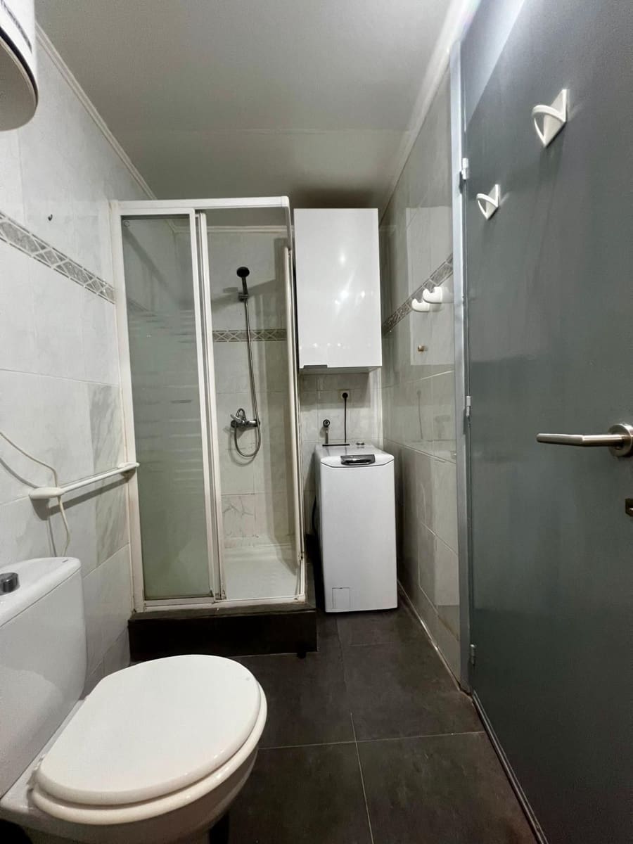 Studio for sale in Sitges with pool garage - € 240,000 (Ref: 9928843)