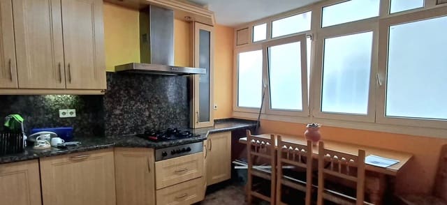 3 soveværelse Lejlighed til salg i Centro ciudad, Fuengirola med swimmingpool - € 349.000 (Ref: 9676643)