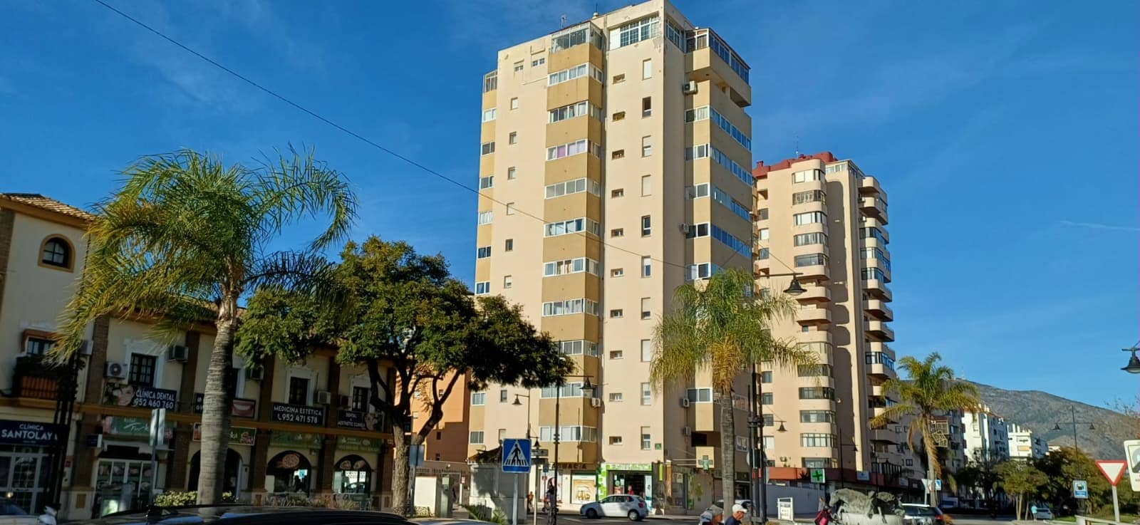 3 soveværelse Lejlighed til salg i Fuengirola med swimmingpool - € 349.000 (Ref: 9676643)