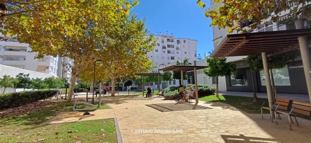 3 soveværelse Lejlighed til salg i Centro ciudad, Fuengirola med swimmingpool - € 349.000 (Ref: 9676643)