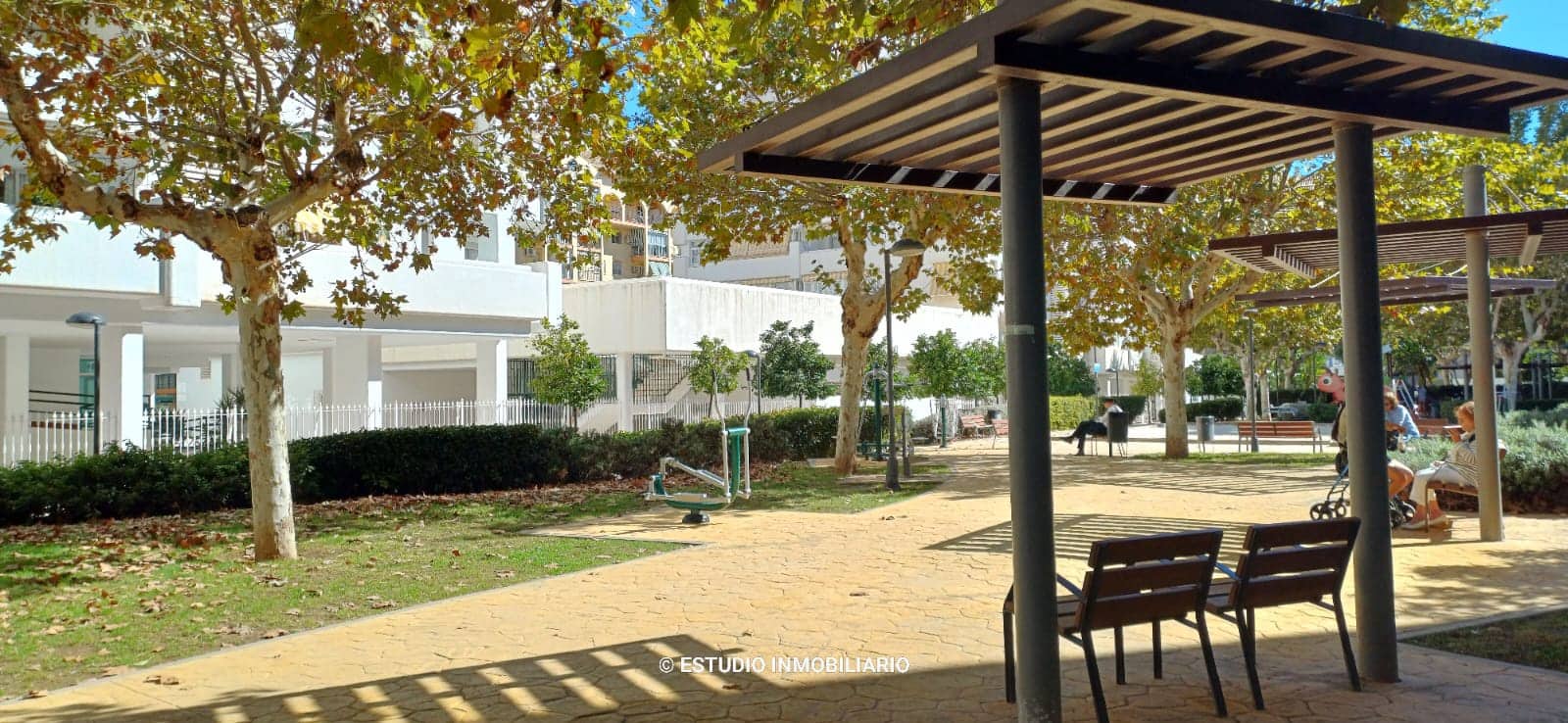 3 soveværelse Lejlighed til salg i Fuengirola med swimmingpool - € 349.000 (Ref: 9676643)