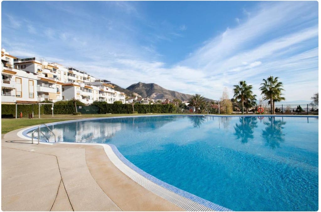 2 makuuhuone Kattohuoneisto myytävänä paikassa Benalmadena mukana uima-altaan 
autotalli - 450 000 € (Ref: 9679266)