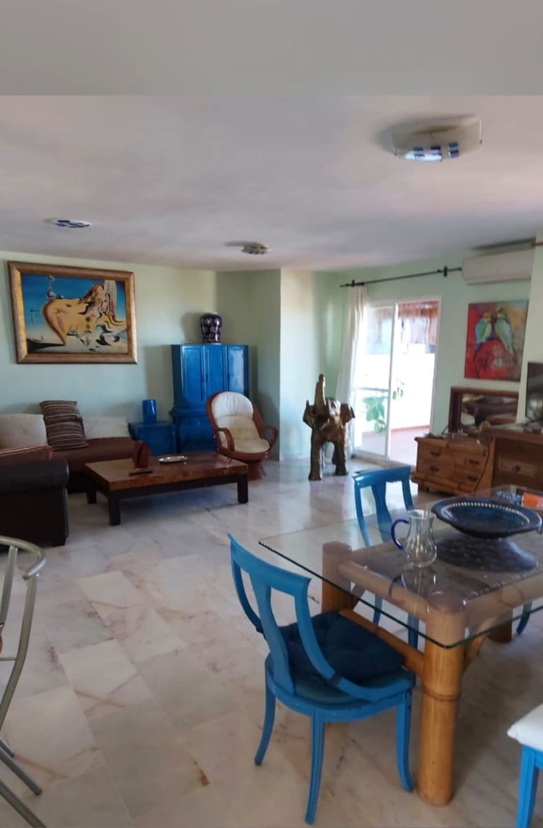 2 makuuhuone Kattohuoneisto myytävänä paikassa Benalmadena mukana uima-altaan 
autotalli - 450 000 € (Ref: 9679266)