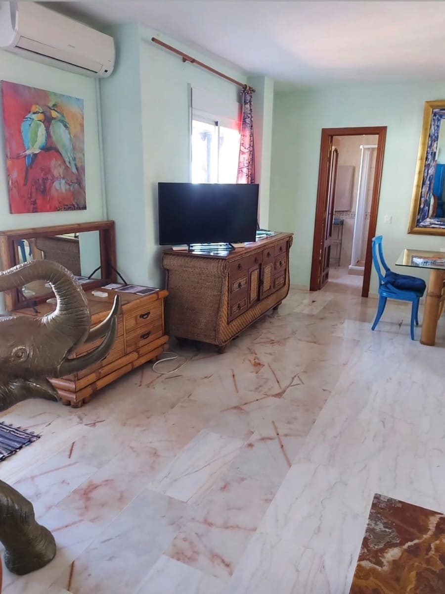 2 makuuhuone Kattohuoneisto myytävänä paikassa Benalmadena mukana uima-altaan 
autotalli - 450 000 € (Ref: 9679266)