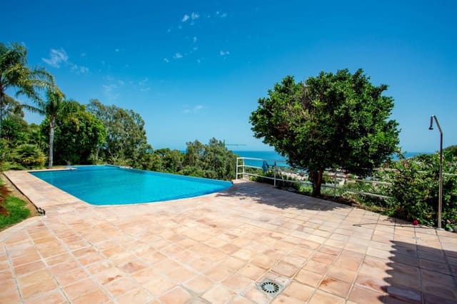 6 soveværelse Rækkehus til salg i Benalmádena med swimmingpool garage - € 2.300.000 (Ref: 9435097)