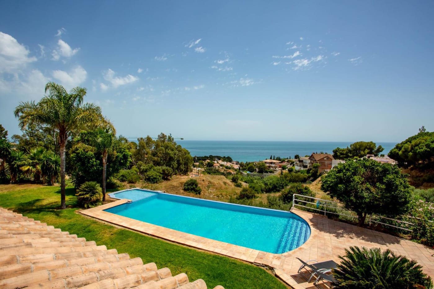 6 soveværelse Rækkehus til salg i Benalmadena med swimmingpool garage - € 2.300.000 (Ref: 9435097)