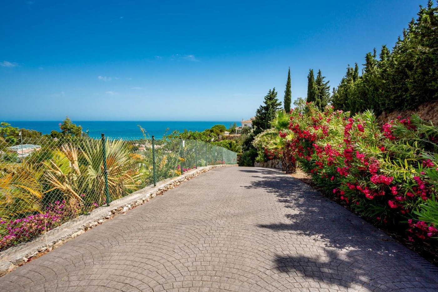 6 soveværelse Rækkehus til salg i Benalmadena med swimmingpool garage - € 2.300.000 (Ref: 9435097)