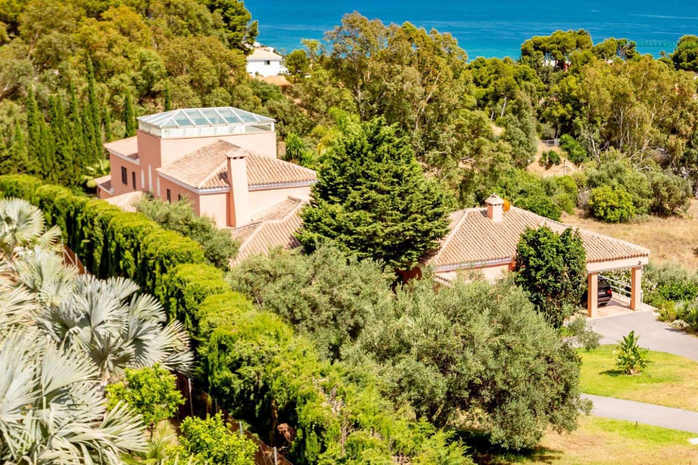 6 soveværelse Rækkehus til salg i Benalmadena med swimmingpool garage - € 2.300.000 (Ref: 9435097)