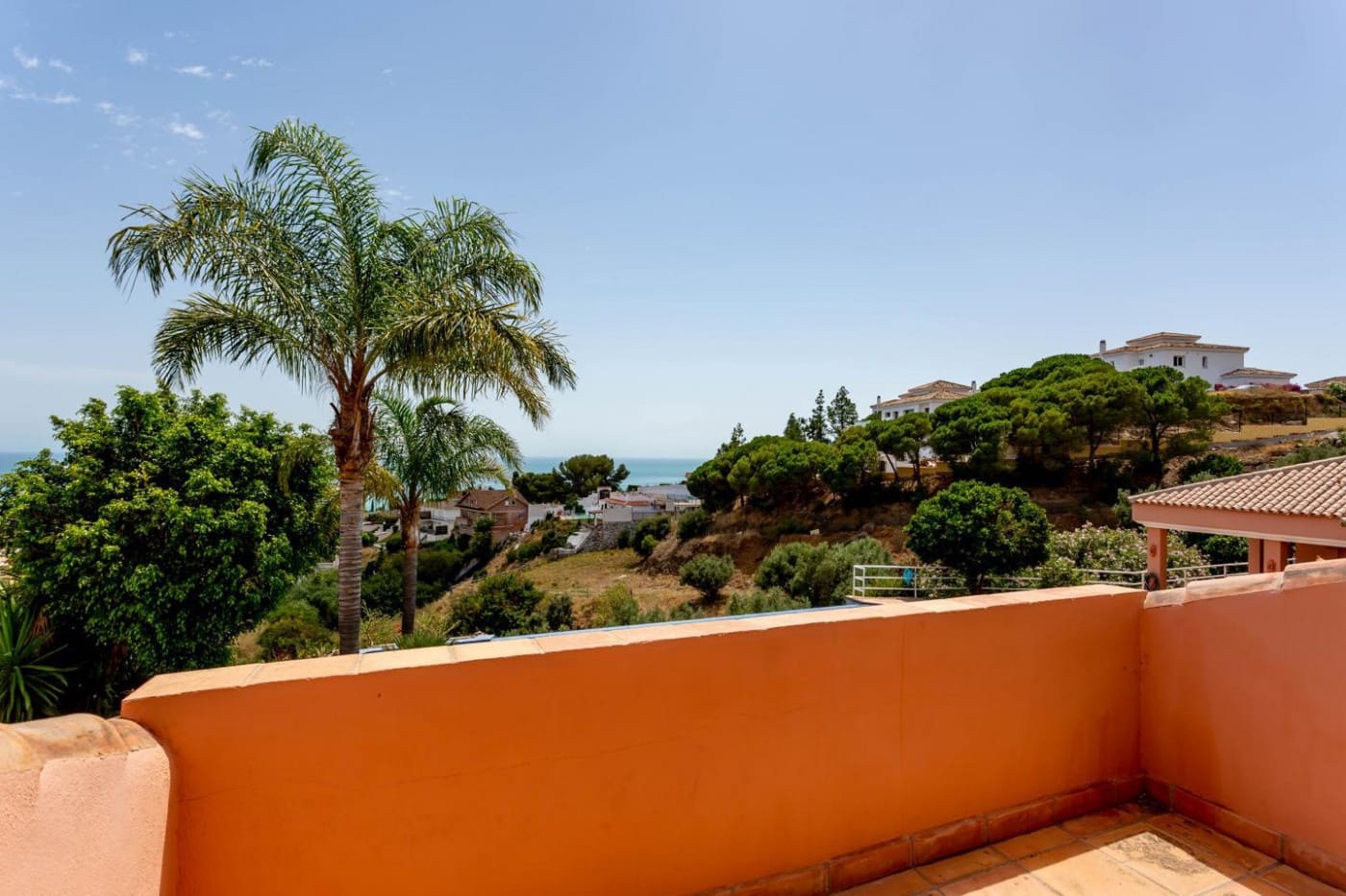 6 soveværelse Rækkehus til salg i Benalmadena med swimmingpool garage - € 2.300.000 (Ref: 9435097)