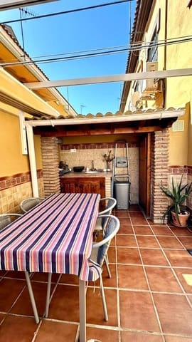 4 makuuhuone Rivitalo myytävänä paikassa Alhaurín de la Torre - 359 900 € (Ref: 9435099)