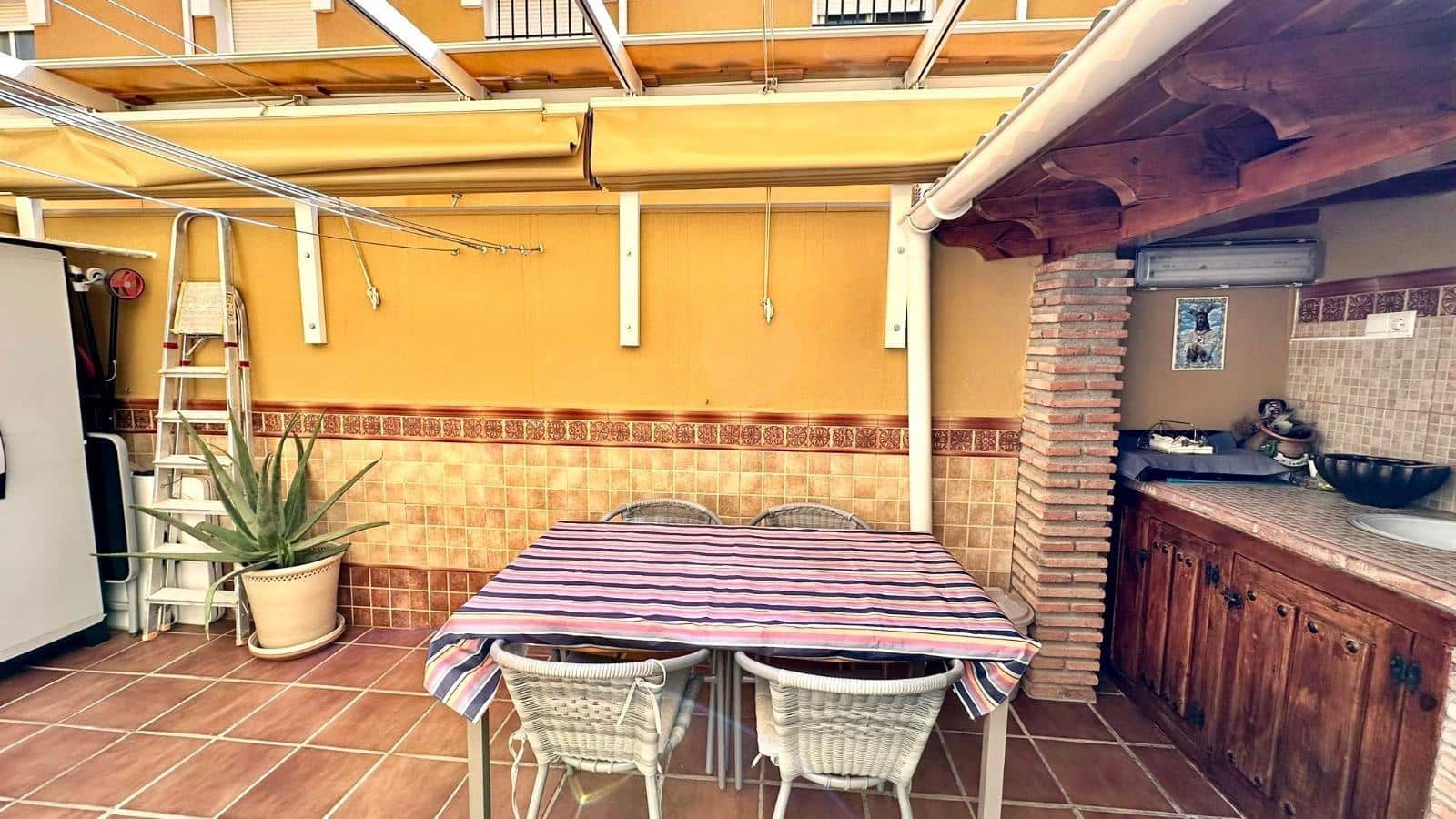 4 makuuhuone Rivitalo myytävänä paikassa Alhaurin de la Torre - 359 900 € (Ref: 9435099)