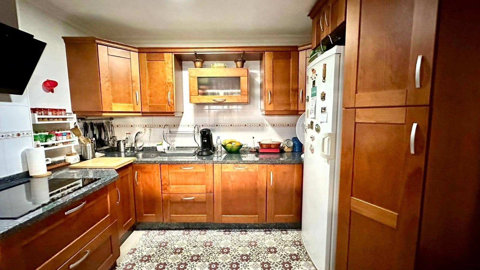 4 makuuhuone Rivitalo myytävänä paikassa Alhaurin de la Torre - 359 900 € (Ref: 9435099)