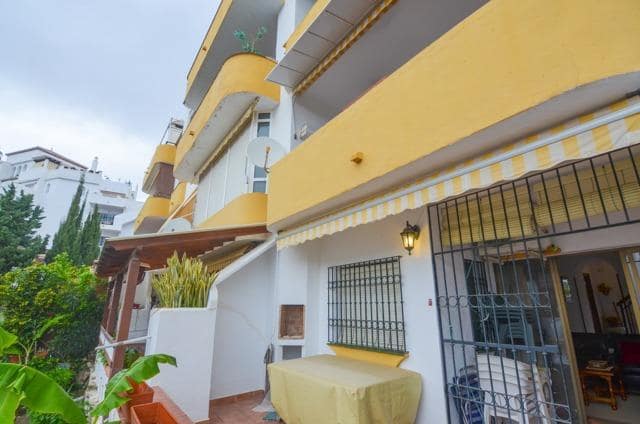 3 bedroom Apartment for sale in Benalmadena Costa with garage - € 380,000 (Ref: 9435100)